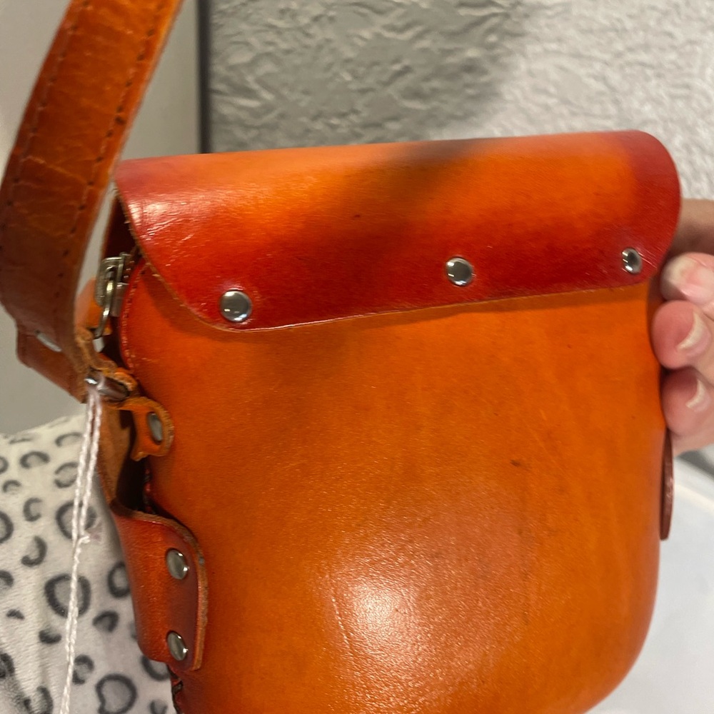 Owl Motif Leather Crossbody Bag - Brown - Picture 3 of 5